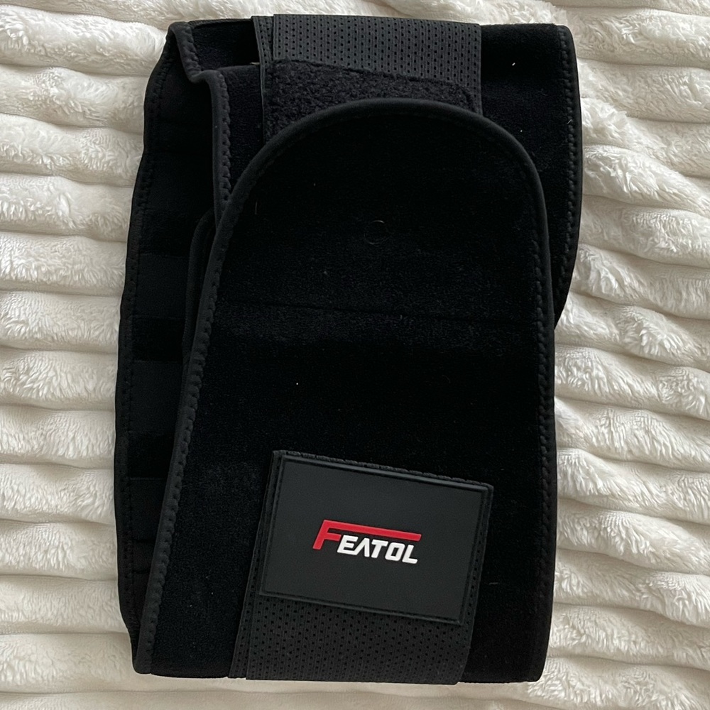 Adjustable Backbrace - Picture 2 of 4